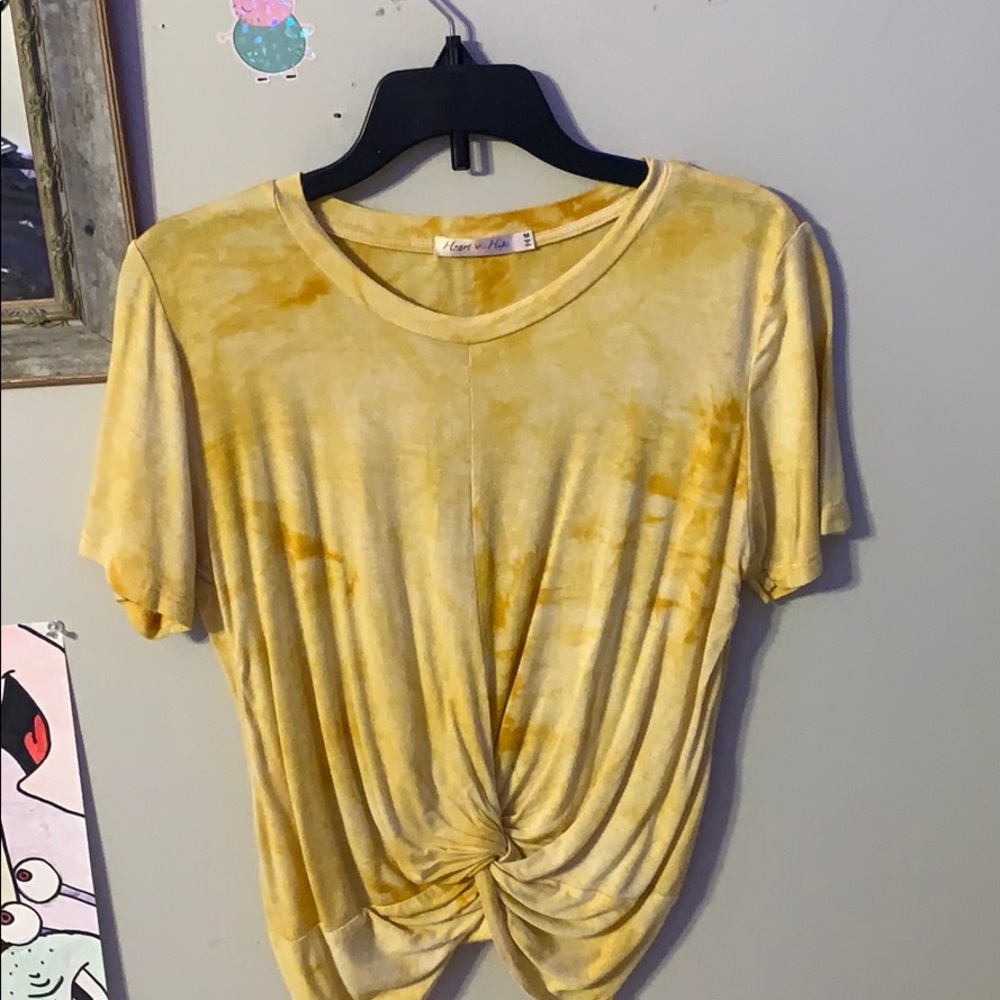 cute yellow crop shirt